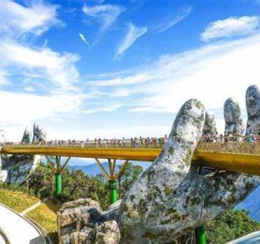 Explore Ba Na Hills ( Golden Bridge) From Hoi An – Private Tour