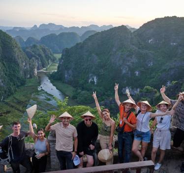 HOA LU – TAM COC – MUA CAVE – CYCLING